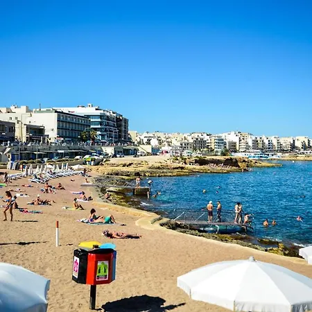 Apartmán Modern 2 Bedroom 100 Metres To The Sea
